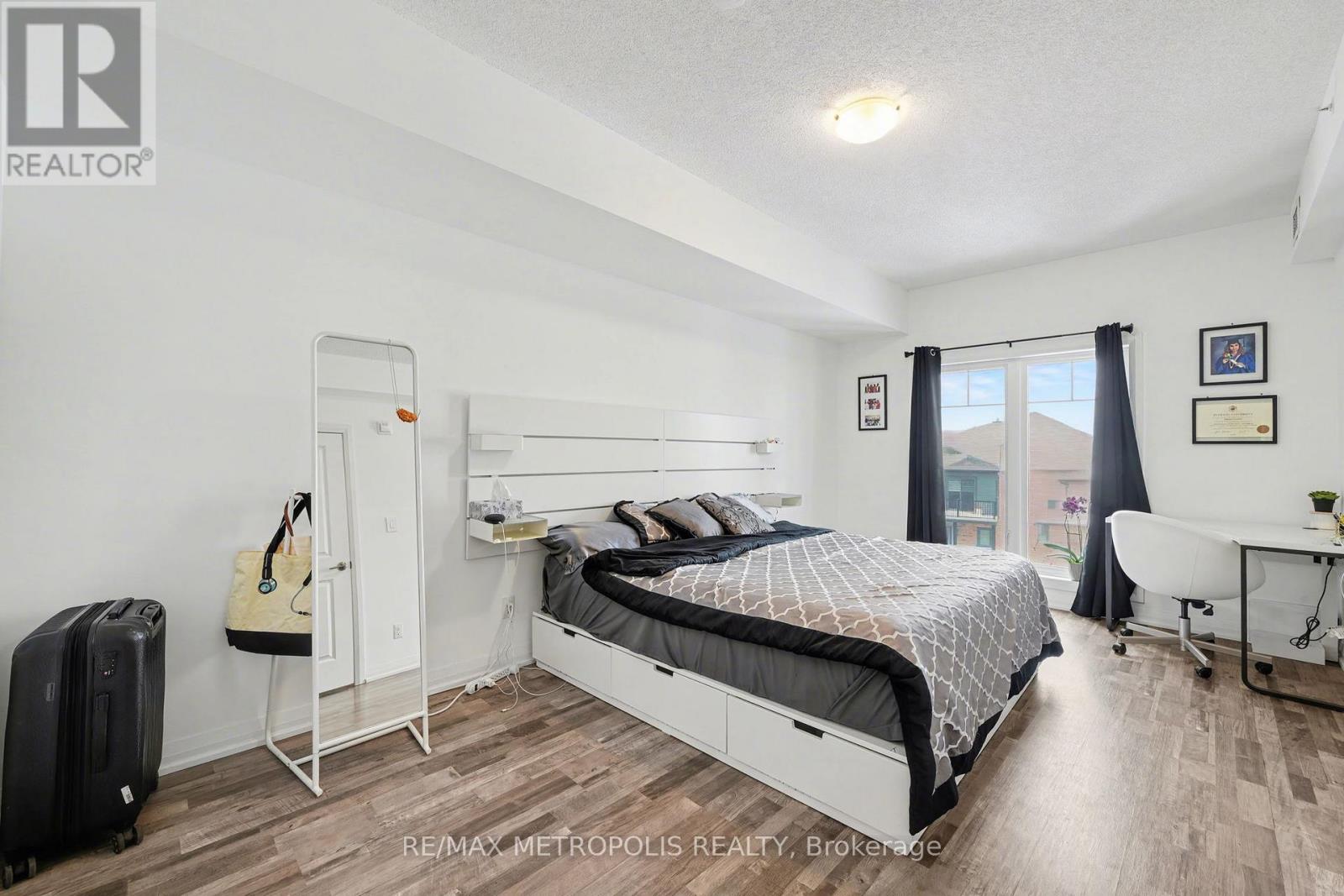 204 - 54 Koda Street, Barrie, Ontario  L9J 0J6 - Photo 22 - S12689714