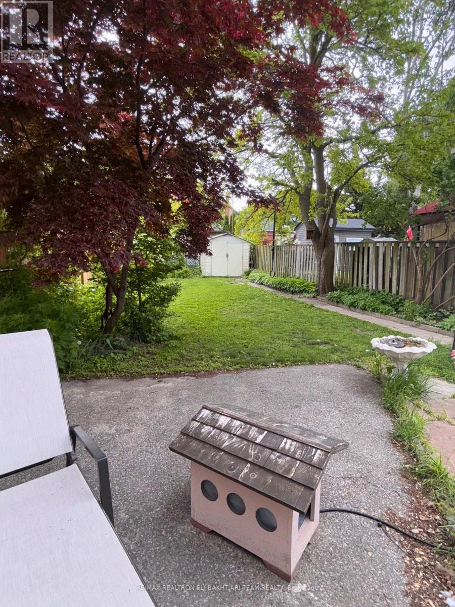 43 King Edward Avenue, Toronto, Ontario  M4C 5J5 - Photo 21 - E12679522