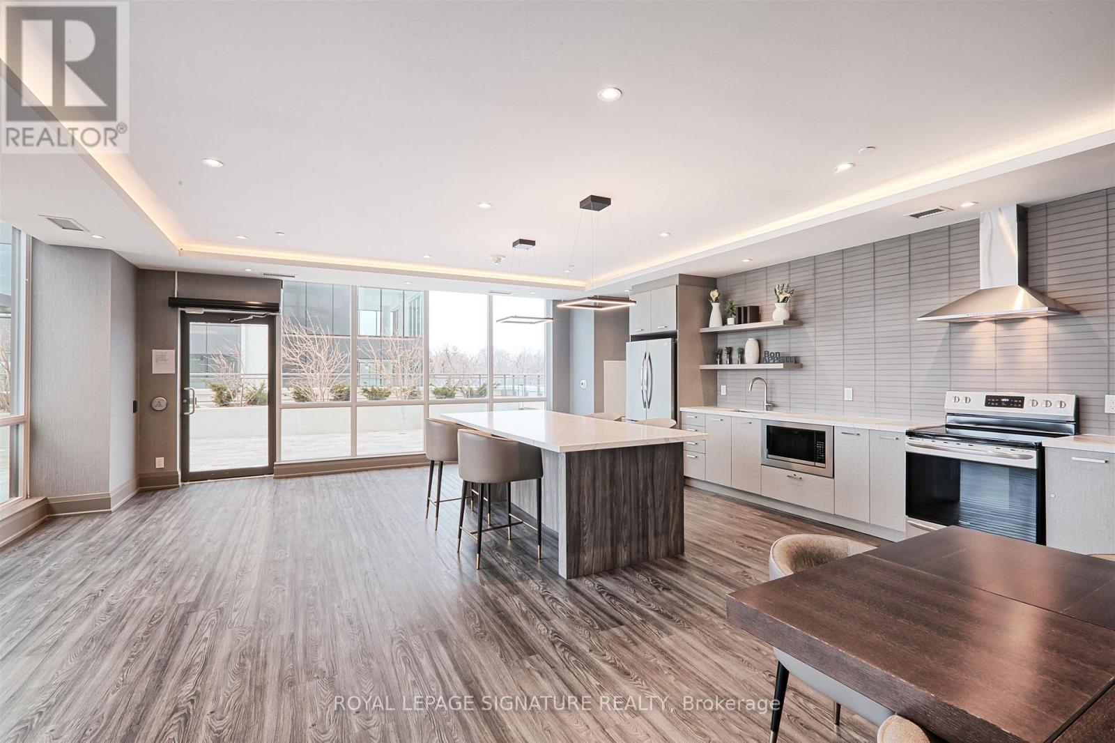 702 - 15 Lynch Street, Brampton, Ontario  L6W 0C7 - Photo 40 - W12686544