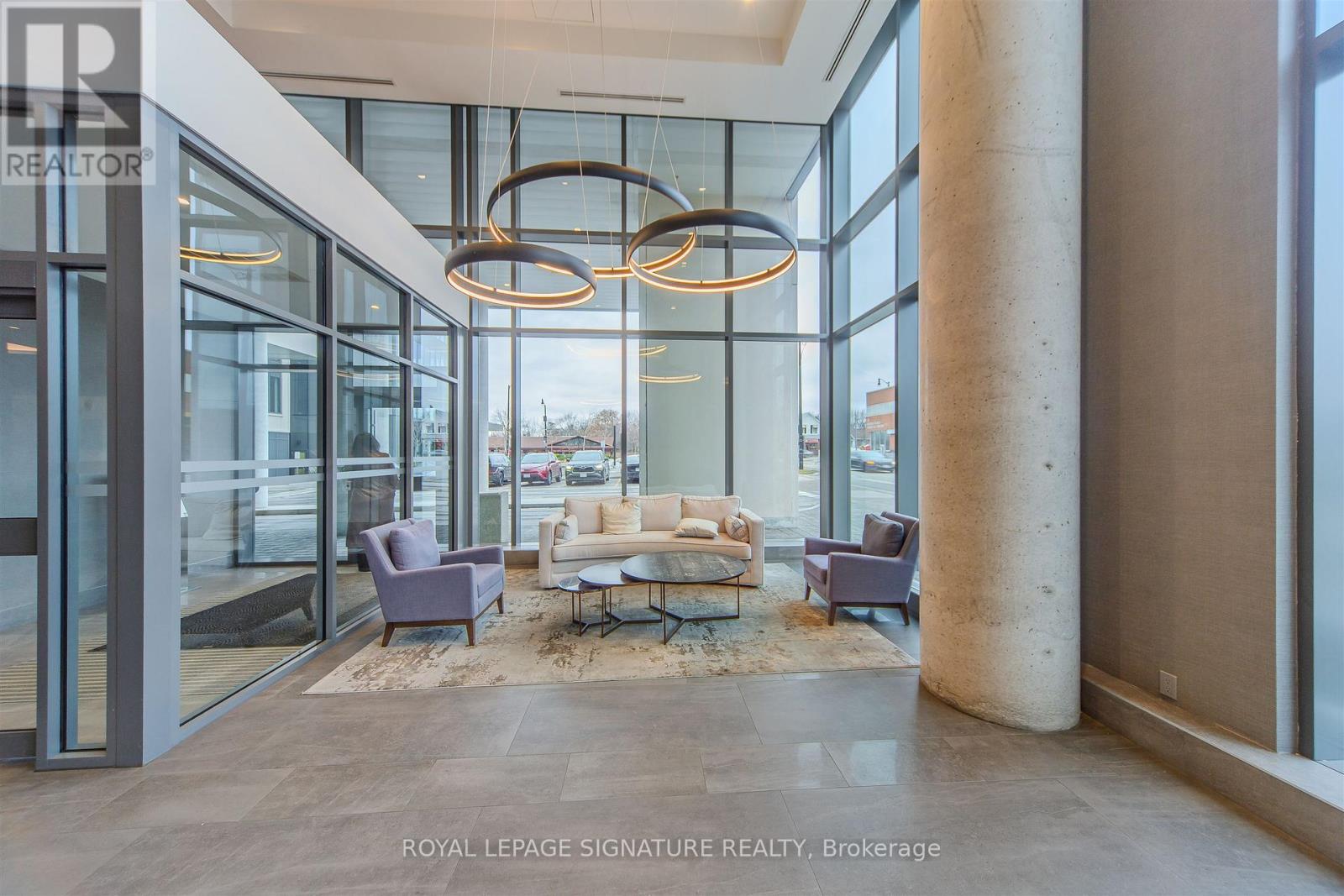 702 - 15 Lynch Street, Brampton, Ontario  L6W 0C7 - Photo 2 - W12686544