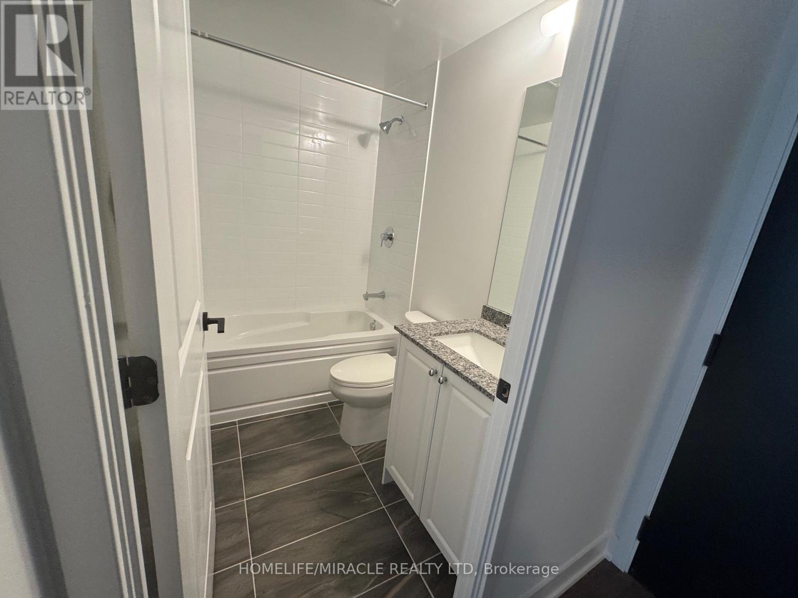 2343 Khalsa Gate, Oakville, Ontario  L6M 4J2 - Photo 10 - W12689660