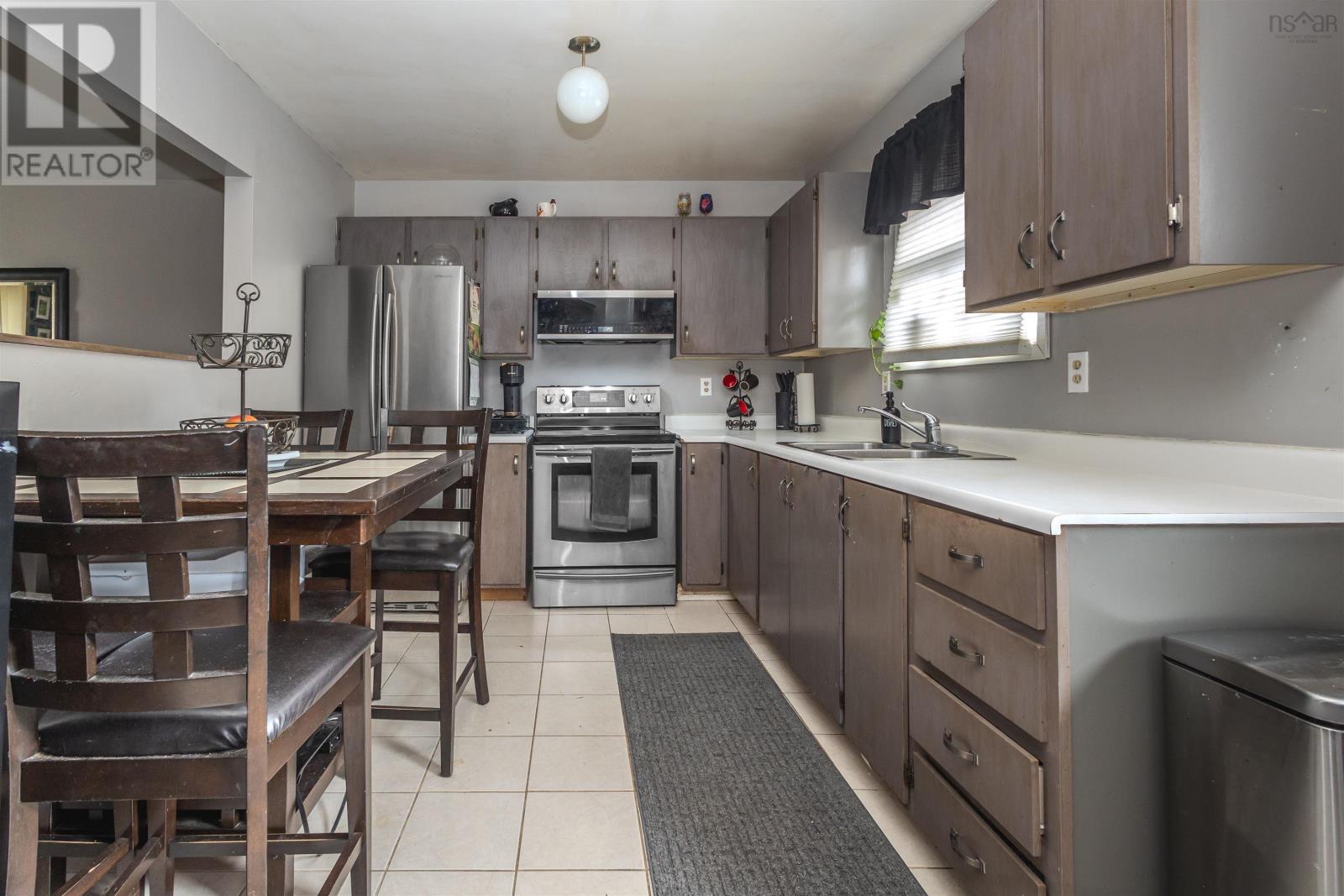 967 Westmount Road, Sydney, Nova Scotia  B1R 1C5 - Photo 16 - 202528600