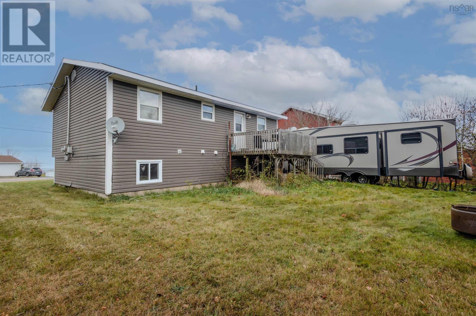 967 Westmount Road, Sydney, Nova Scotia  B1R 1C5 - Photo 6 - 202528600