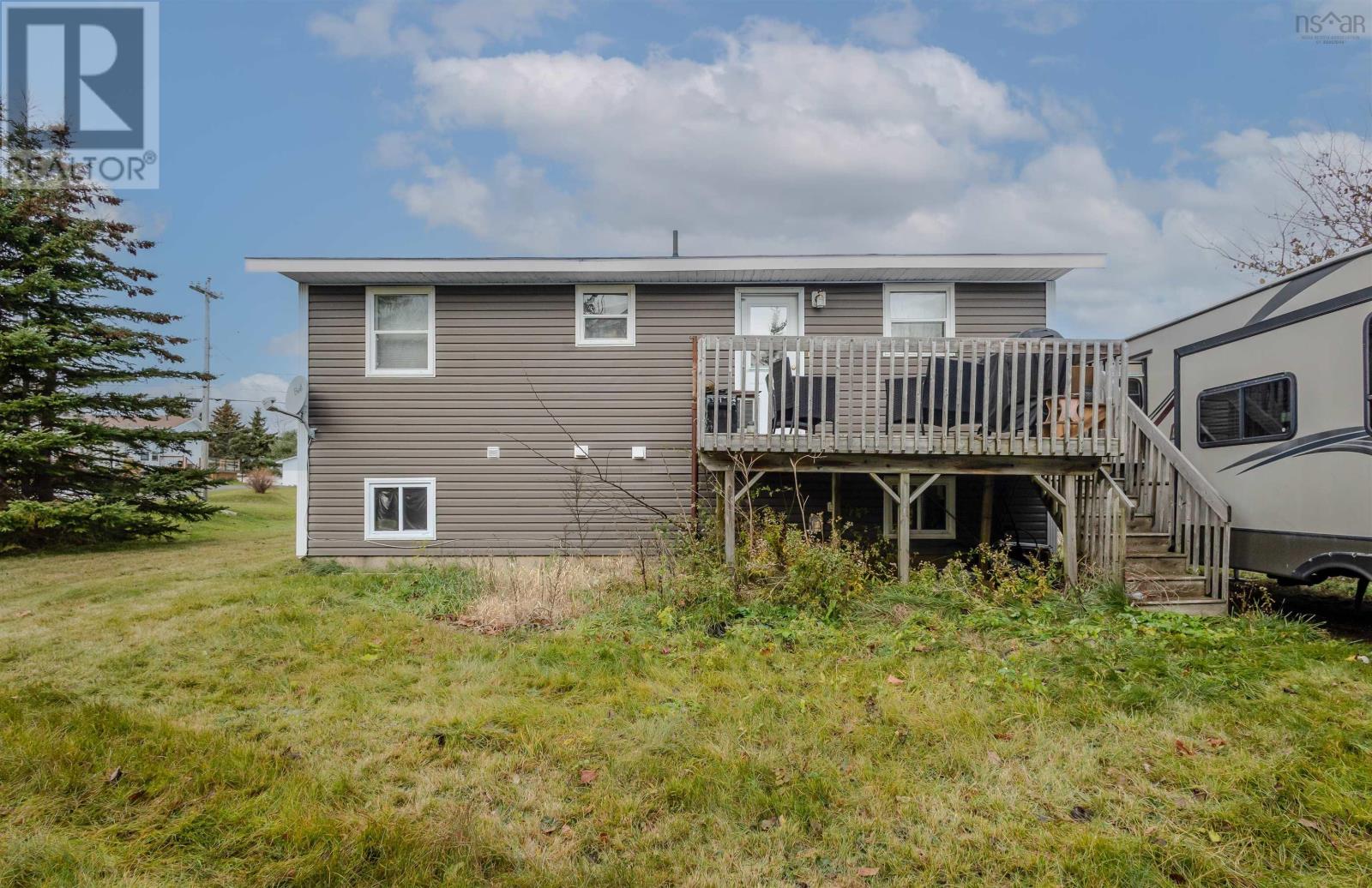 967 Westmount Road, Sydney, Nova Scotia  B1R 1C5 - Photo 9 - 202528600