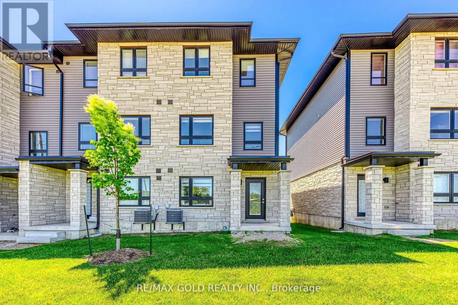 90 - 51 Sparrow Avenue, Cambridge, Ontario  N1T 0E5 - Photo 45 - X12689644