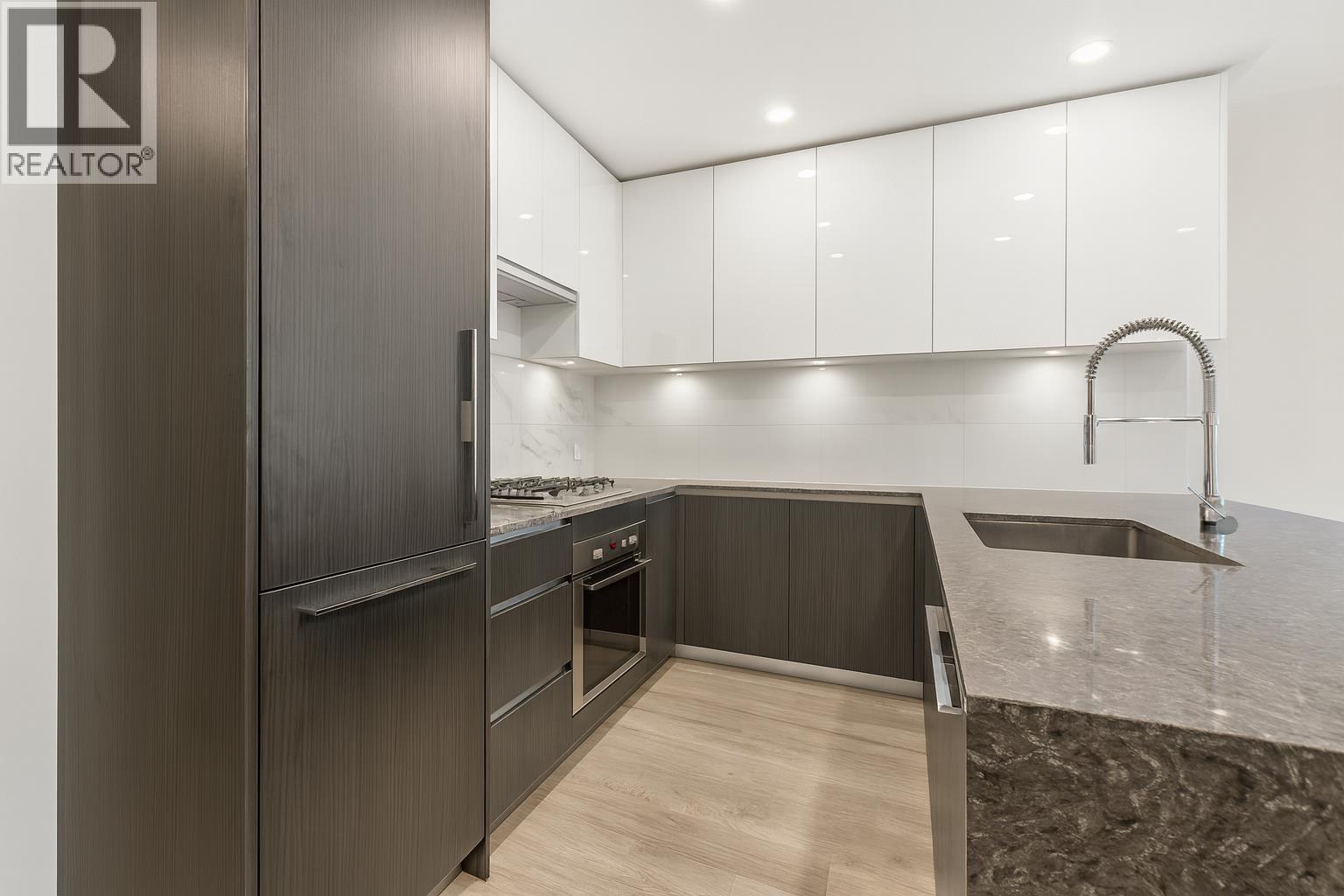 2507 5333 Goring Street, Burnaby, British Columbia  V5B 0B6 - Photo 3 - R3078232