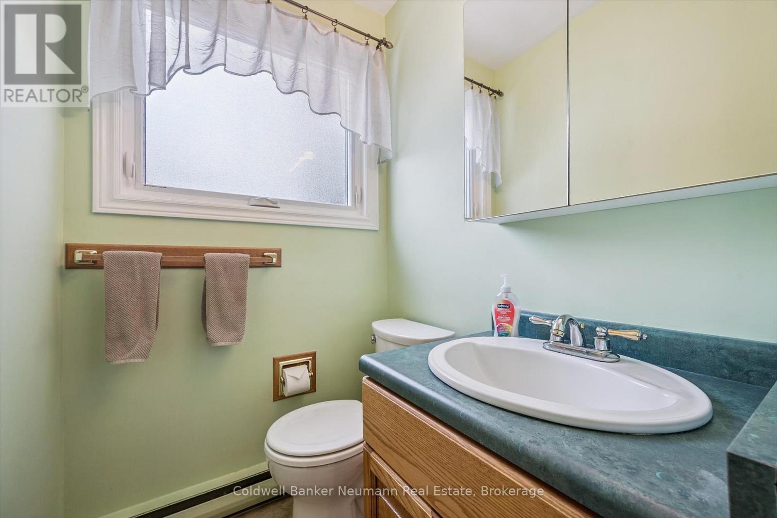 115 Palmer Street, Guelph (St. George's), Ontario  N1E 2R2 - Photo 22 - X12689748