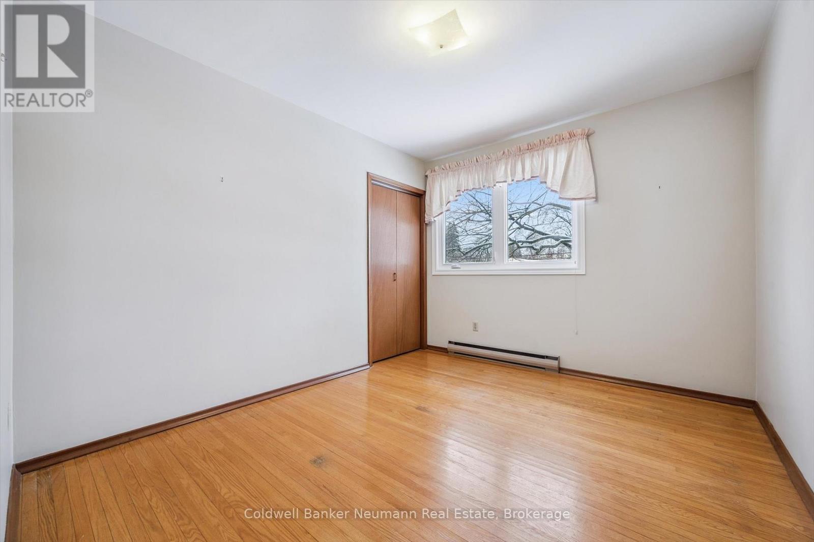 115 Palmer Street, Guelph (St. George's), Ontario  N1E 2R2 - Photo 23 - X12689748