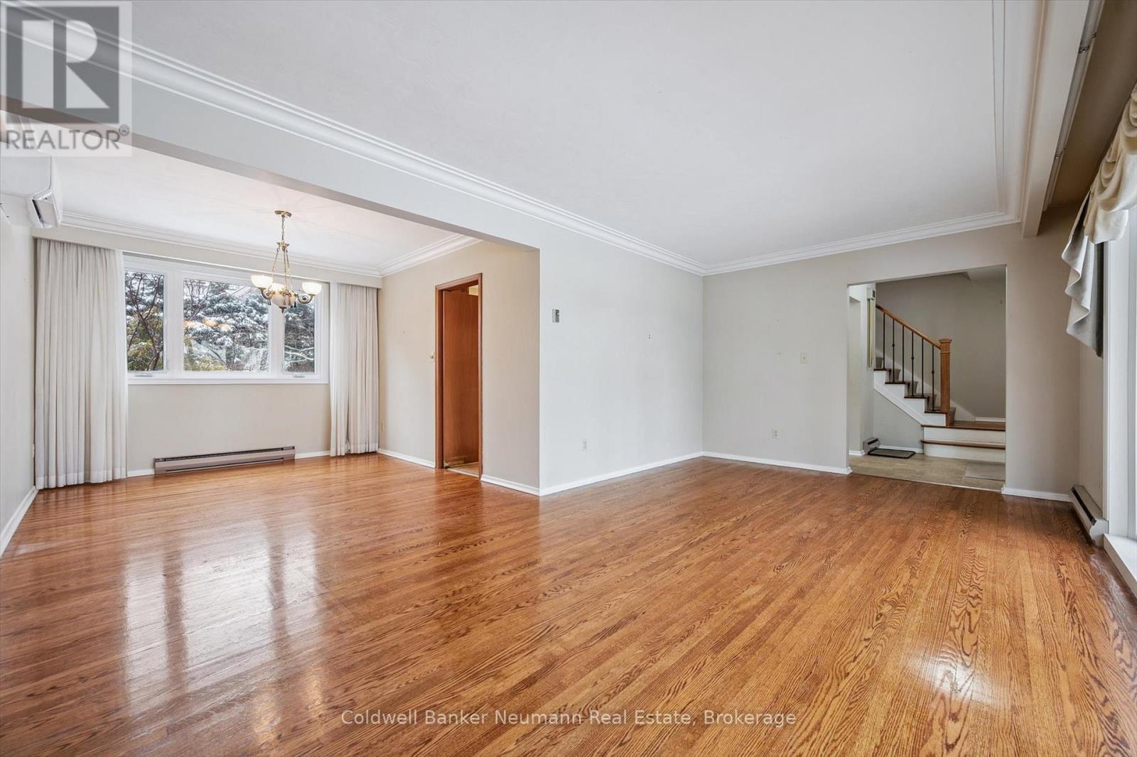 115 Palmer Street, Guelph (St. George's), Ontario  N1E 2R2 - Photo 7 - X12689748