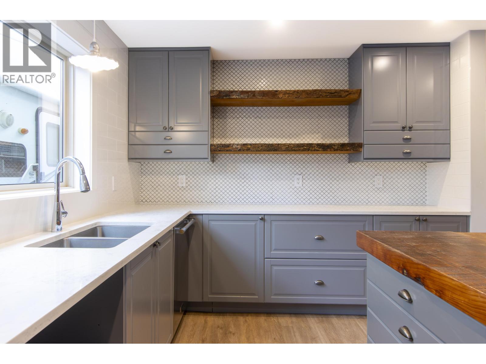 41281 Meadow Avenue, Squamish, British Columbia  V0N 1H0 - Photo 18 - R3059393