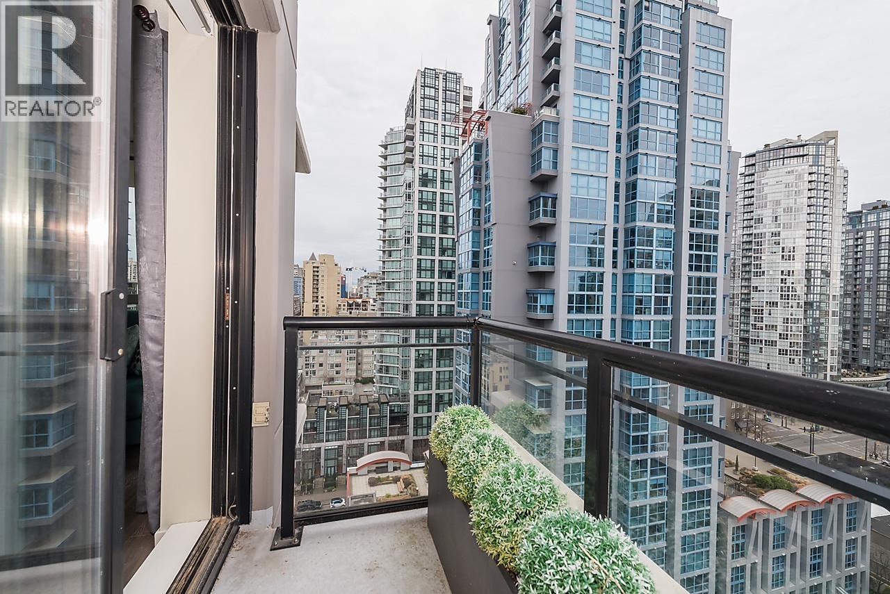 1801 1295 Richards Street, Vancouver, British Columbia  V6B 1B7 - Photo 15 - R3078775