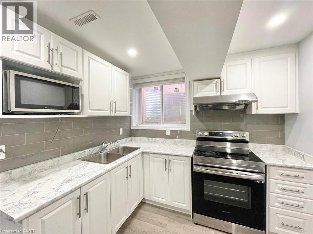 98 Dallan Drive, Guelph, Ontario  N1L 0N3 - Photo 4 - 40798051