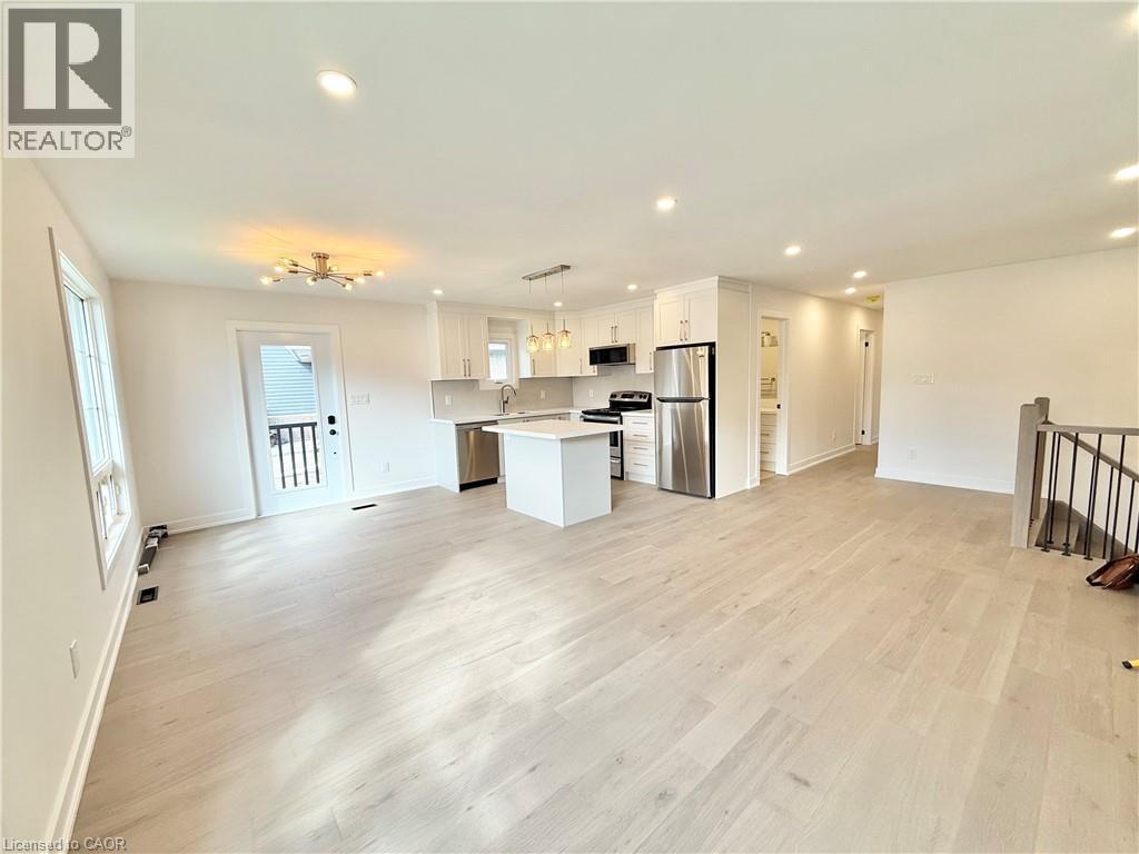 87 Scott Road Unit# 1, Cambridge, Ontario  N3C 2X6 - Photo 3 - 40798029