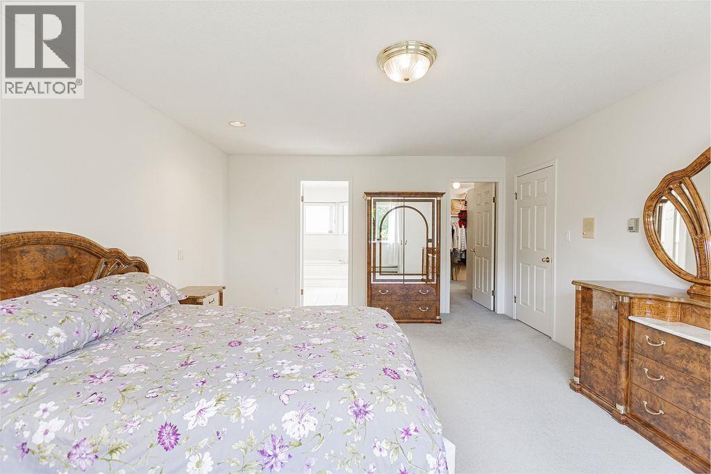 7758 Mcgregor Avenue, Burnaby, British Columbia  V5J 4H5 - Photo 13 - R3078713