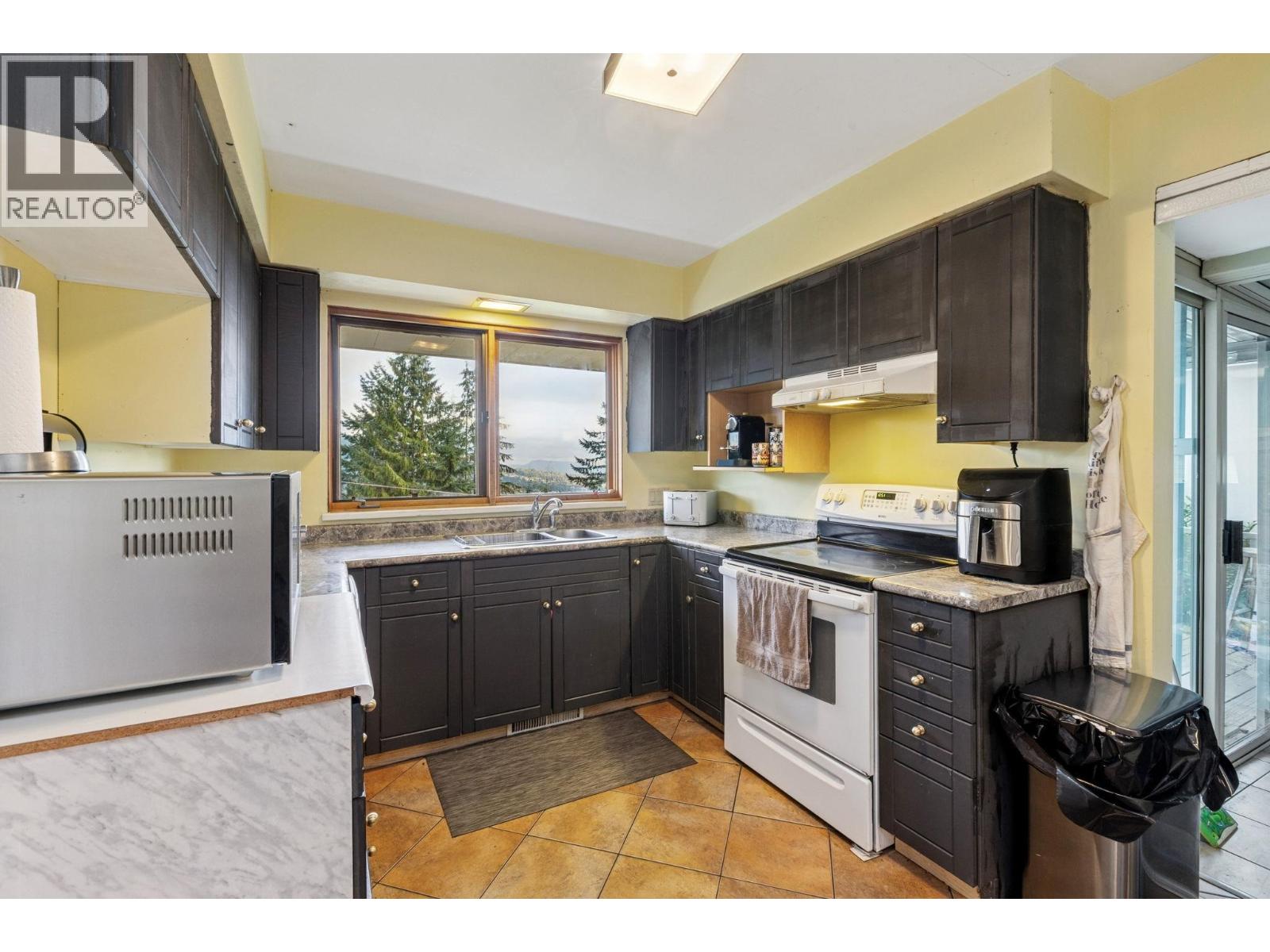 556 Ballantree Road, West Vancouver, British Columbia  V7S 1W3 - Photo 7 - R3078762