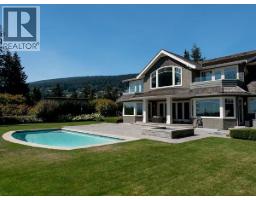1028 GROVELAND PLACE, West Vancouver, British Columbia