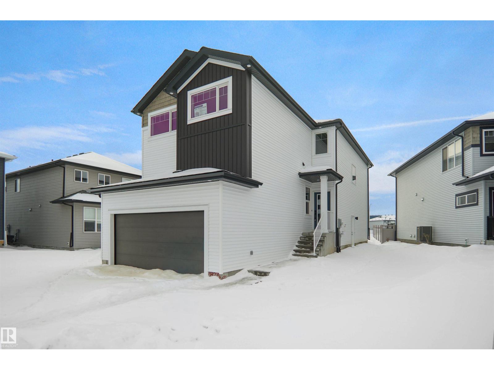 2823 152 AV NW, Edmonton, Alberta
