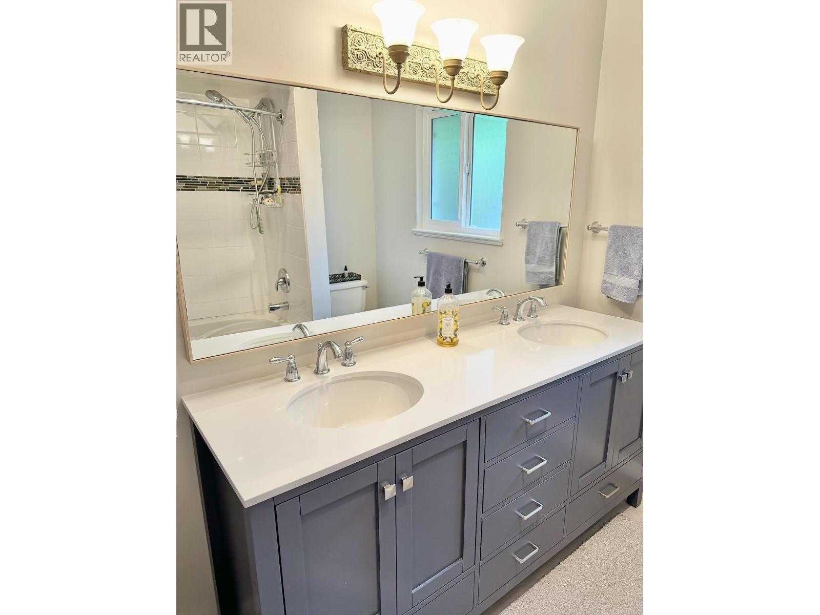 3321 Viewmount Drive, Port Moody, British Columbia  V3H 2L8 - Photo 25 - R3078779