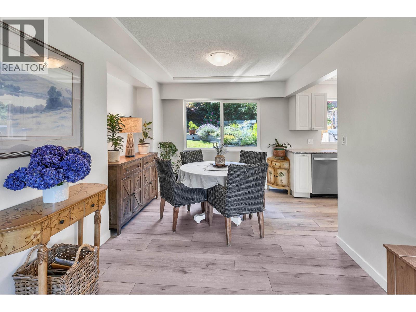 3321 Viewmount Drive, Port Moody, British Columbia  V3H 2L8 - Photo 11 - R3078779