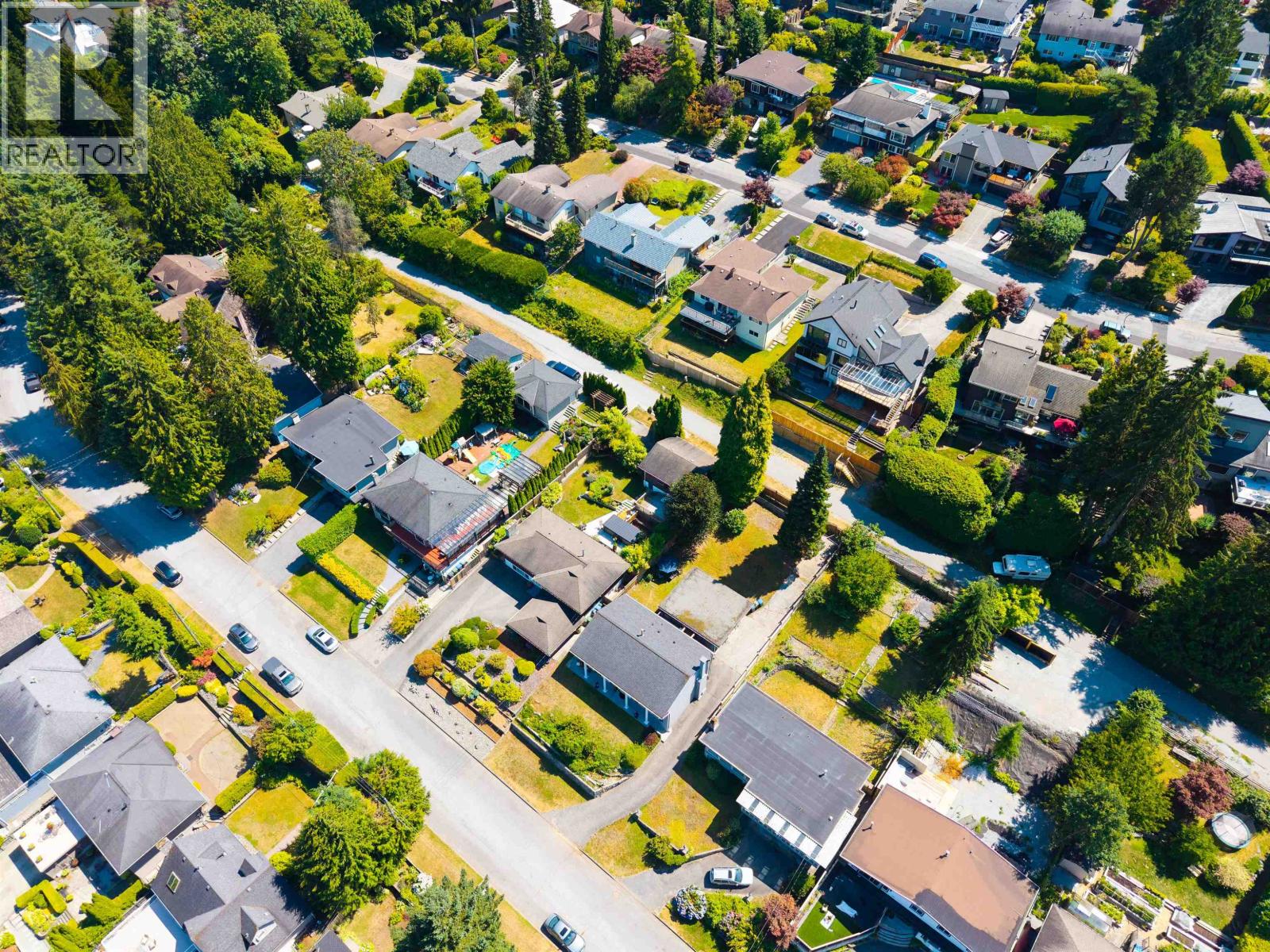 3321 Viewmount Drive, Port Moody, British Columbia  V3H 2L8 - Photo 32 - R3078779