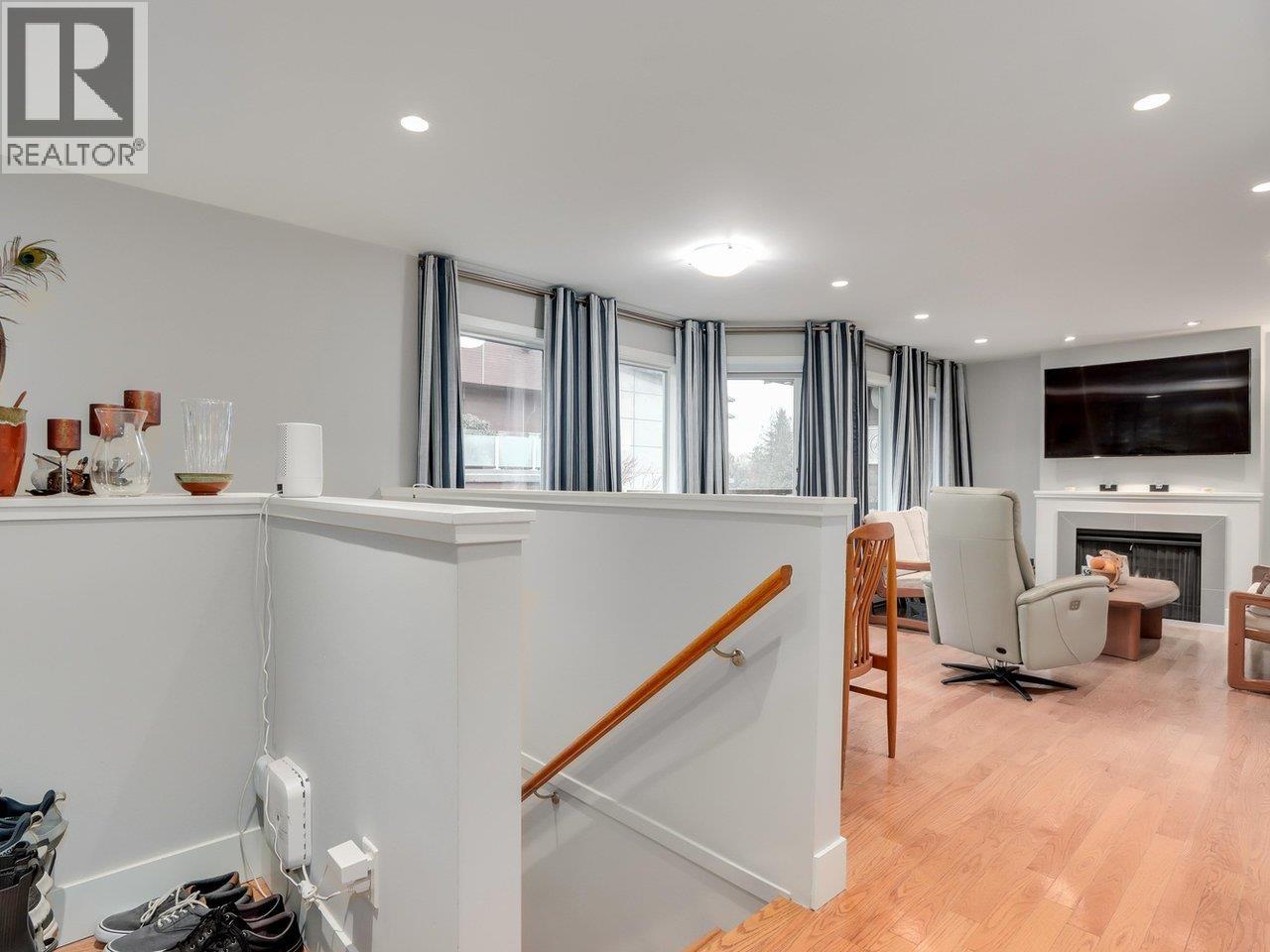 304 3711 Delbrook Avenue, North Vancouver, British Columbia  V7N 3Z4 - Photo 10 - R3078219