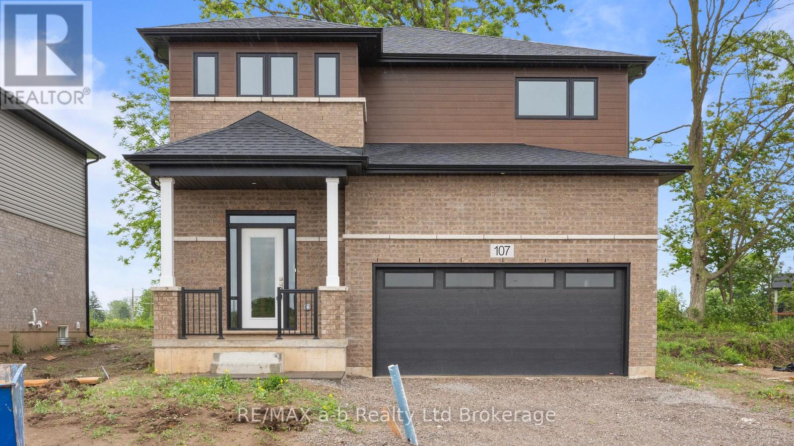 107 CAYLEY STREET, Norwich, Ontario