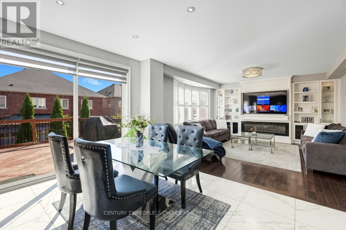 318 Laundon Terrace, Milton, Ontario  L9T 7N9 - Photo 4 - W12689662