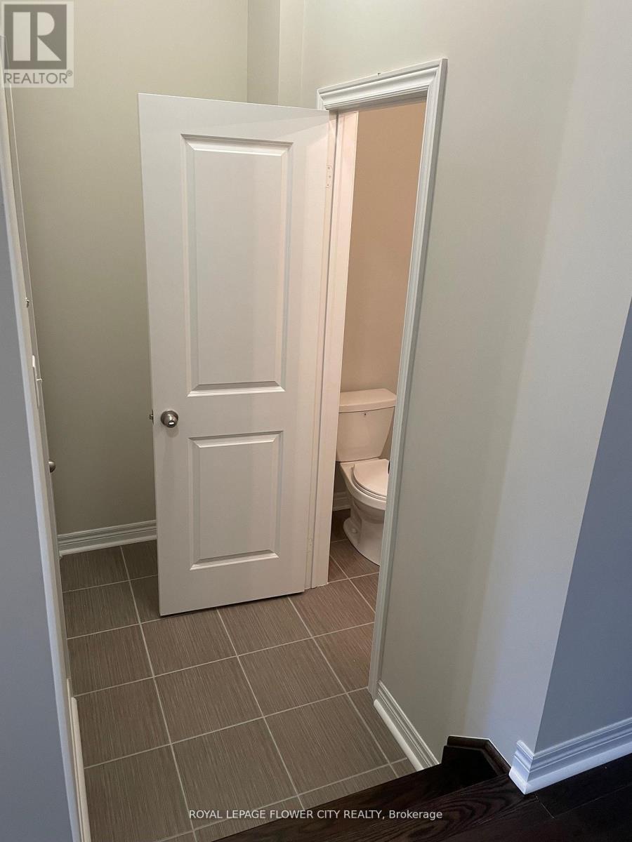 51 Pearman Crescent N, Brampton, Ontario  L7A 0A7 - Photo 15 - W12689724