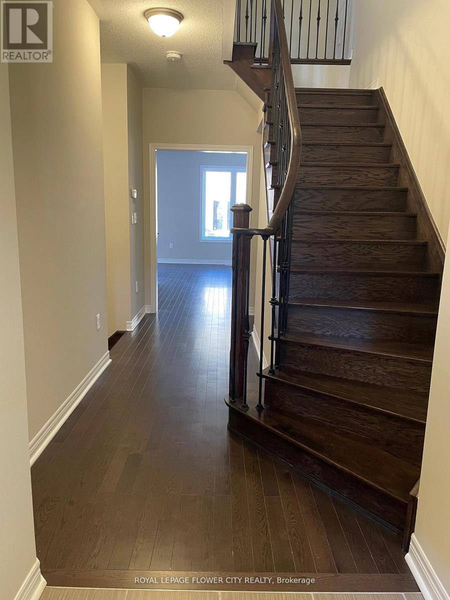 51 Pearman Crescent N, Brampton, Ontario  L7A 0A7 - Photo 2 - W12689724