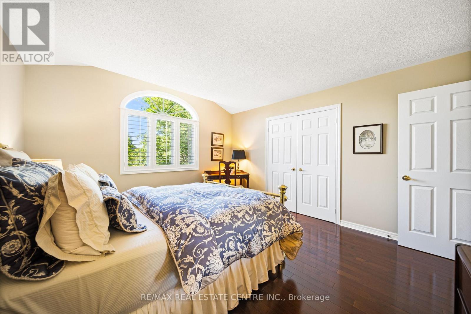 4165 Stonebridge Crescent, Burlington, Ontario  L7M 4N2 - Photo 40 - W12689736