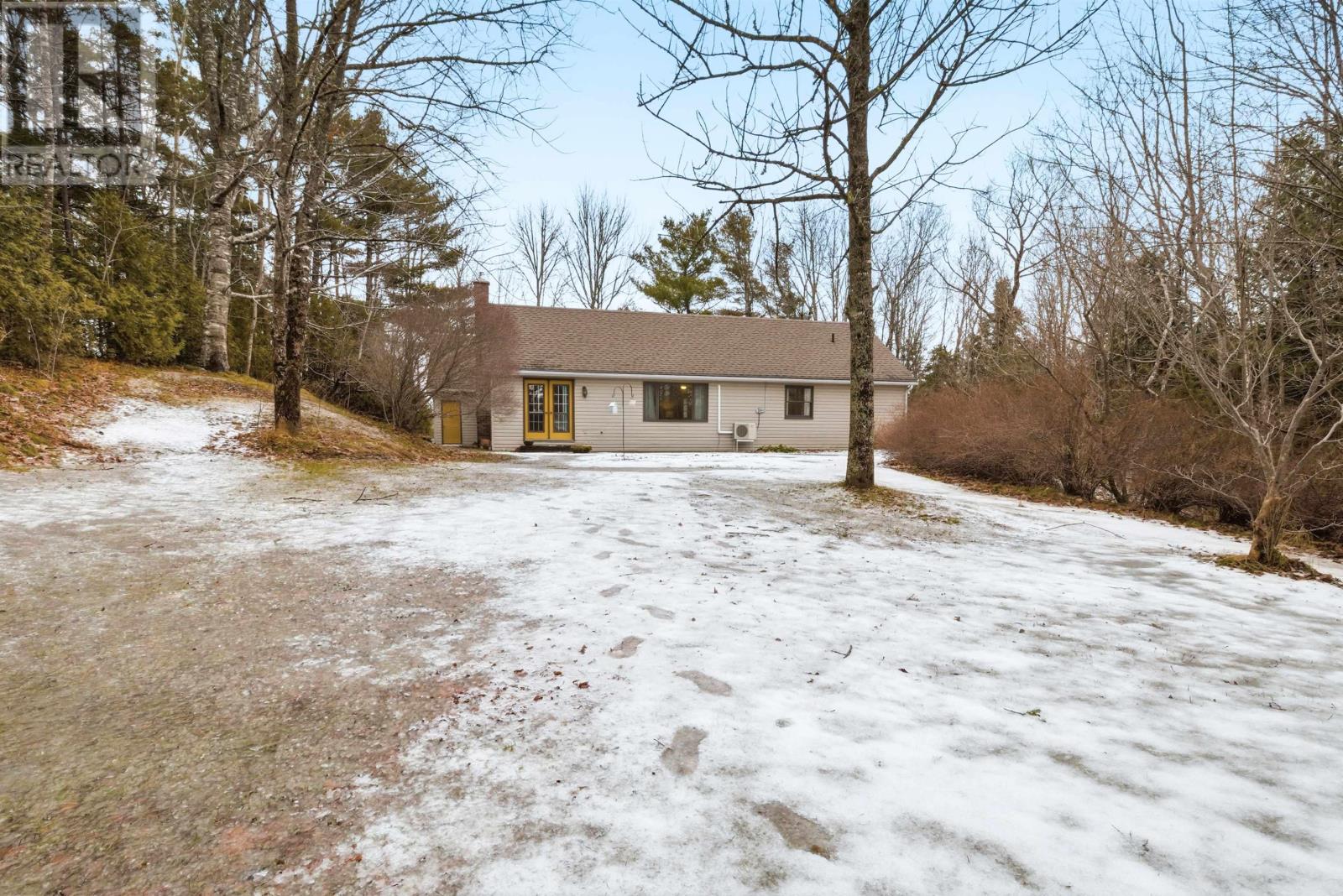 44 Lakewood Drive Extension, Brooklyn, Nova Scotia  B0N 2A0 - Photo 28 - 202600654