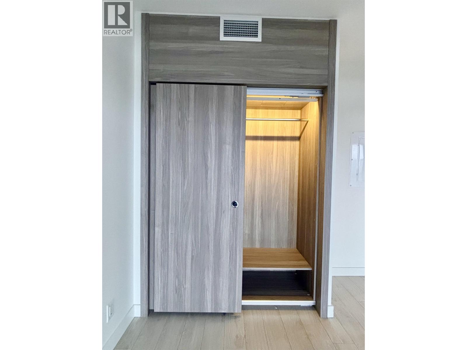 2701 4890 Lougheed Highway, Burnaby, British Columbia  V5C 0N2 - Photo 9 - R3078771