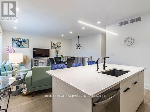 18 Princeton Common Street, St. Catharines, Ontario  L2N 0B7 - Photo 32 - X12689720