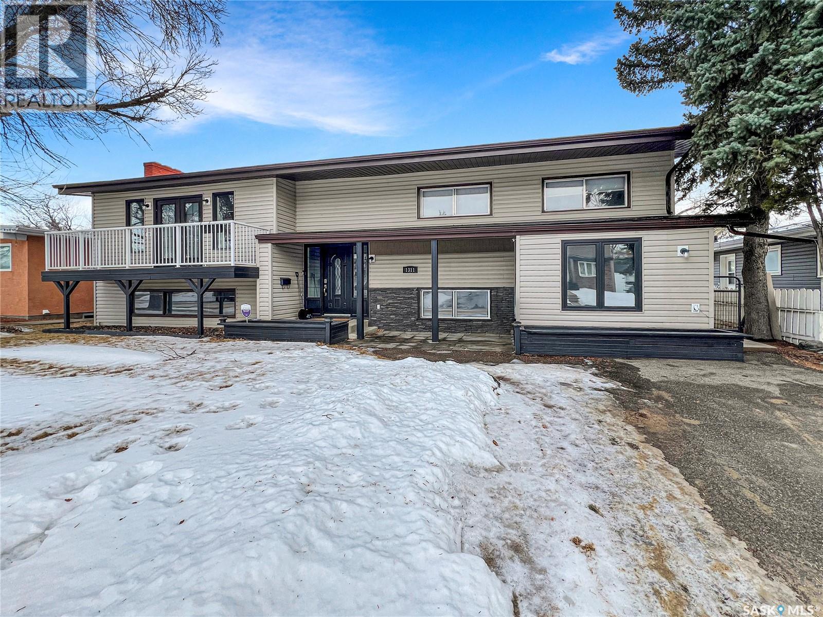 1311 JUBILEE DRIVE, swift current, Saskatchewan