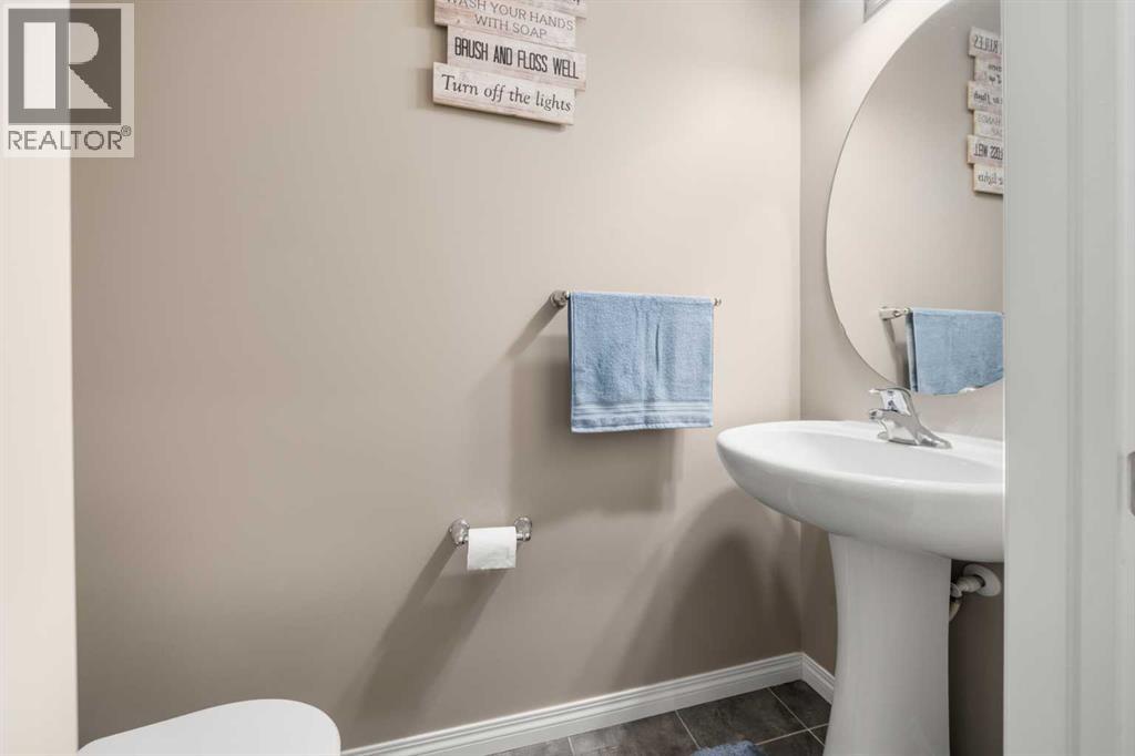 353 Windrow Crescent Sw, Airdrie, Alberta  T4B 4K3 - Photo 10 - A2278574