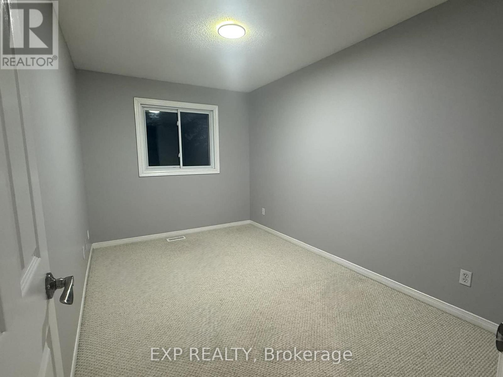 55 Royal Field Crescent, Ottawa, Ontario  K2J 4E2 - Photo 10 - X12635098