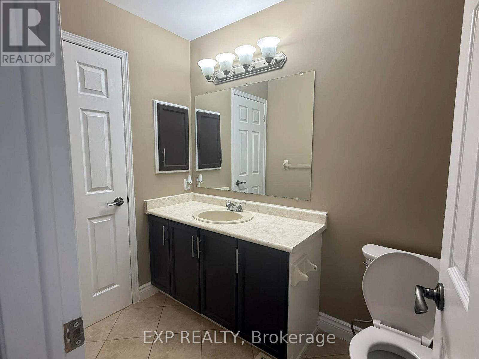 55 Royal Field Crescent, Ottawa, Ontario  K2J 4E2 - Photo 12 - X12635098