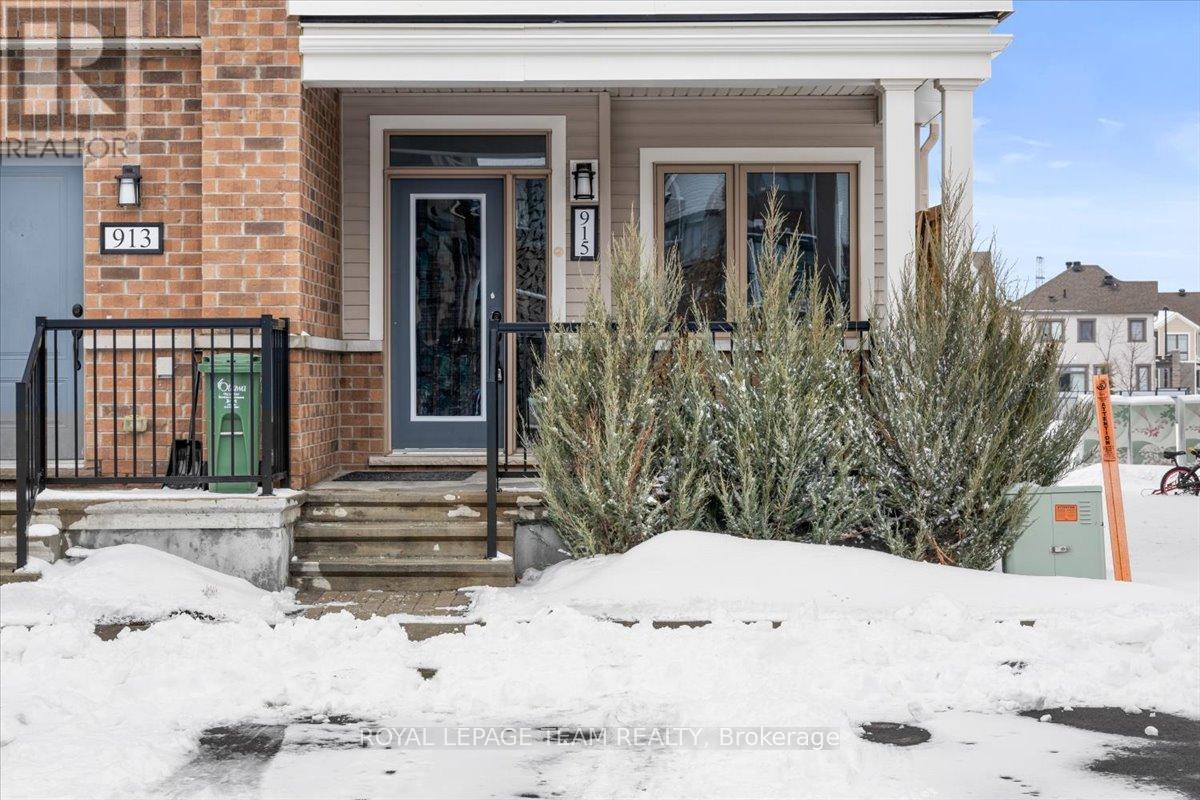 915 Nautilus Private, Ottawa, Ontario  K2V 0S3 - Photo 2 - X12689774