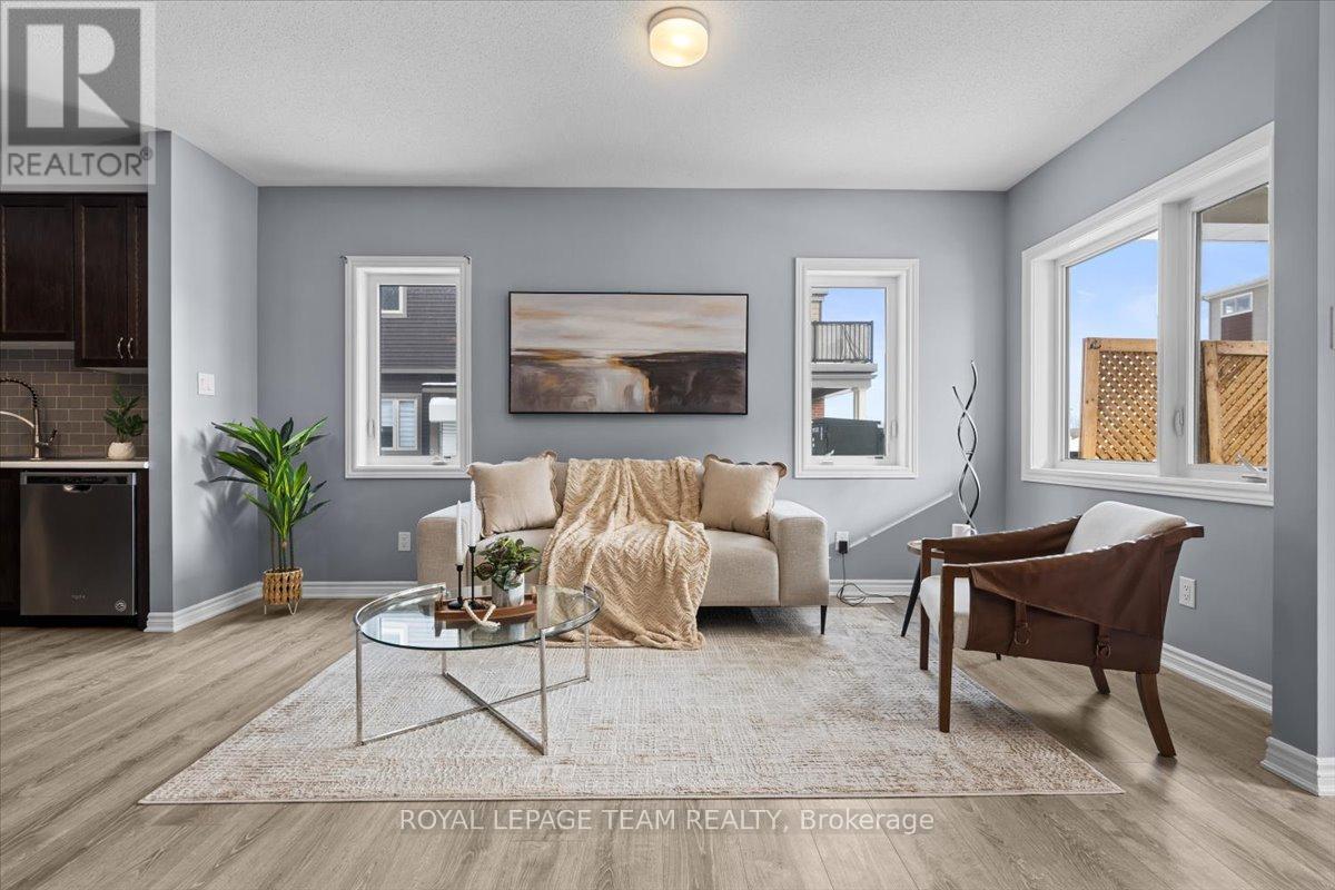 915 Nautilus Private, Ottawa, Ontario  K2V 0S3 - Photo 4 - X12689774