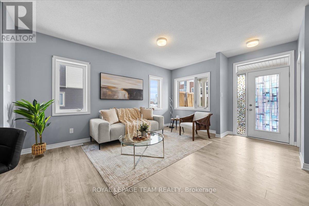 915 Nautilus Private, Ottawa, Ontario  K2V 0S3 - Photo 5 - X12689774