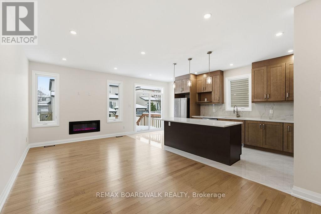 210 Harthill Way, Ottawa, Ontario  K2J 0P1 - Photo 14 - X12689786