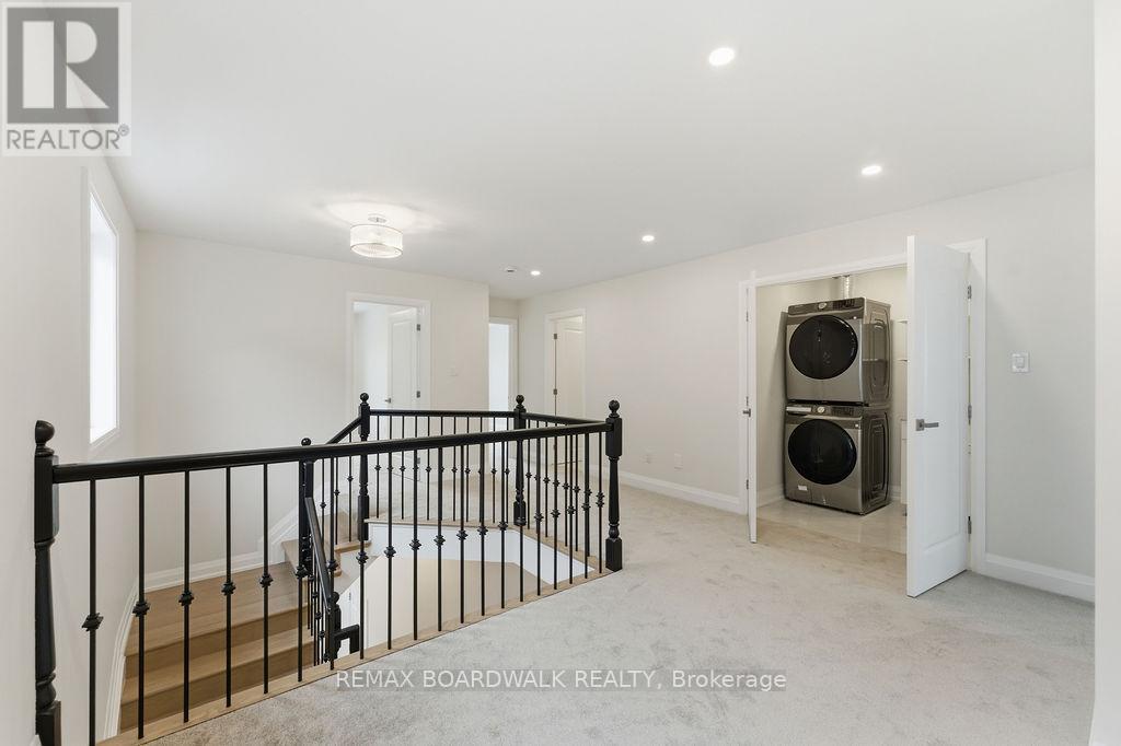 210 Harthill Way, Ottawa, Ontario  K2J 0P1 - Photo 20 - X12689786