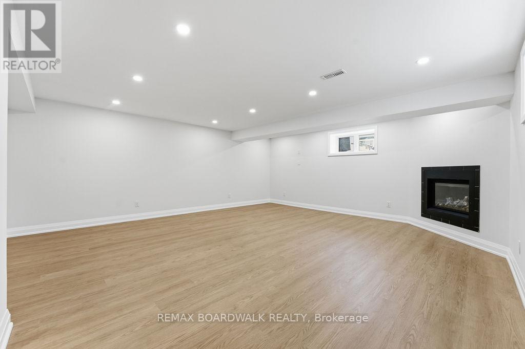 210 Harthill Way, Ottawa, Ontario  K2J 0P1 - Photo 33 - X12689786