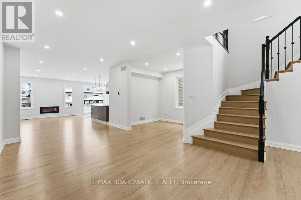 210 Harthill Way, Ottawa, Ontario  K2J 0P1 - Photo 8 - X12689786