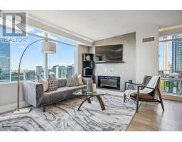 PH5201 - 25 TELEGRAM MEWS, Toronto, Ontario