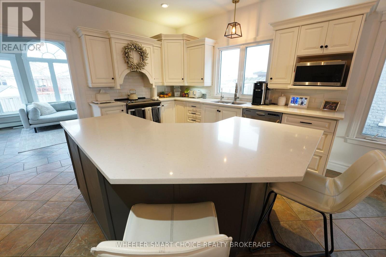 1757 Macintyre Avenue, Cornwall, Ontario  K6J 5W1 - Photo 15 - X12689788