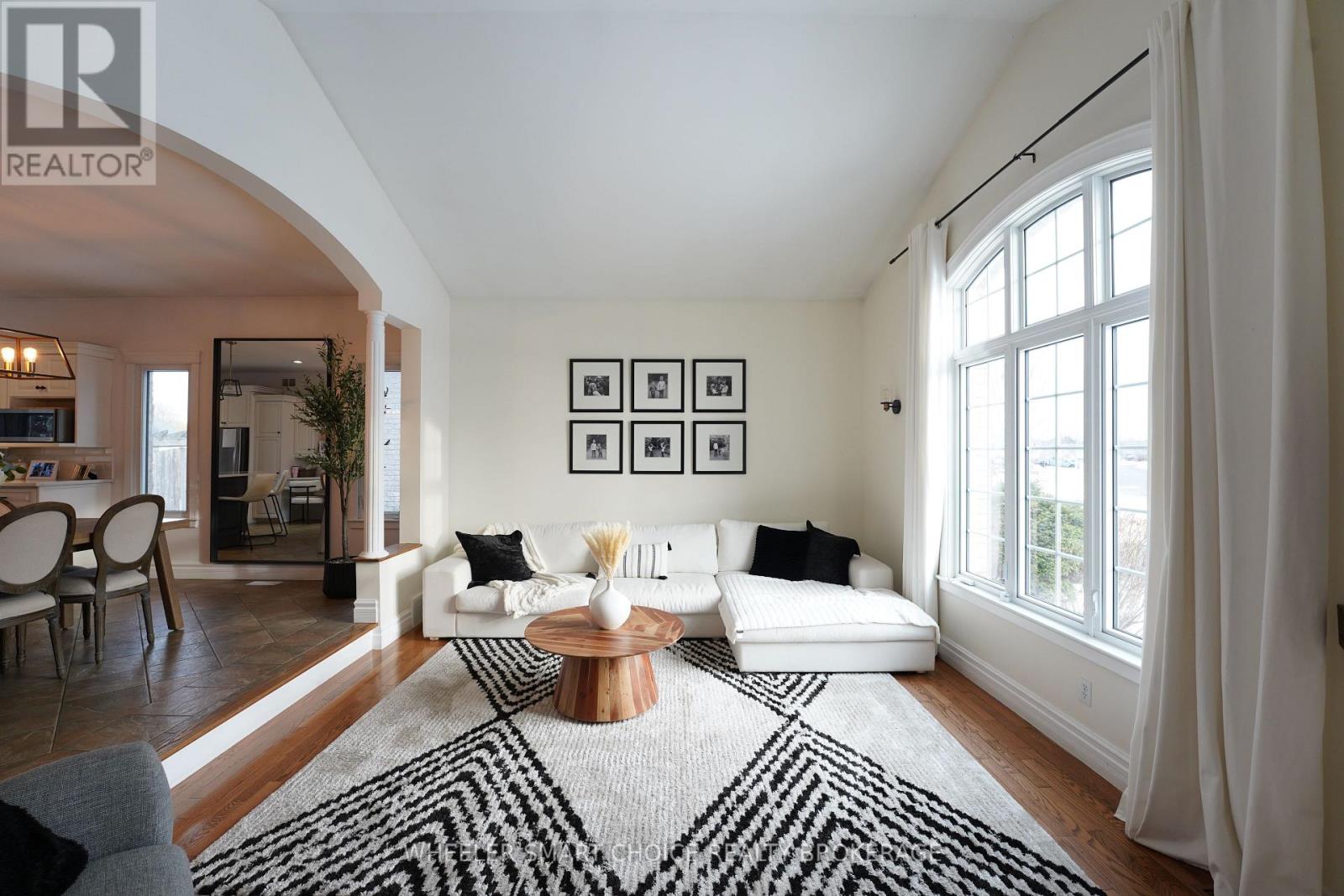 1757 Macintyre Avenue, Cornwall, Ontario  K6J 5W1 - Photo 3 - X12689788