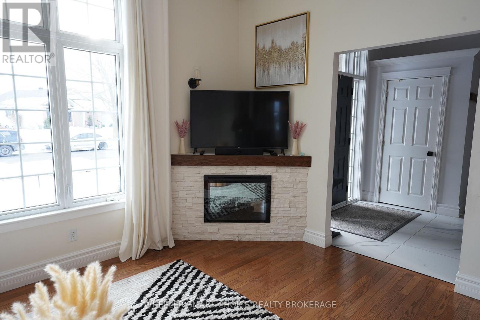 1757 Macintyre Avenue, Cornwall, Ontario  K6J 5W1 - Photo 6 - X12689788