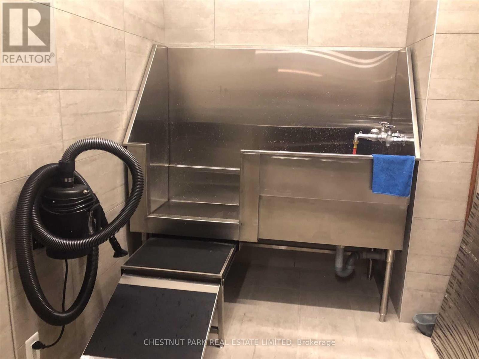 610 - 899 Queen Street E, Toronto, Ontario  M4M 1J4 - Photo 16 - E12689772