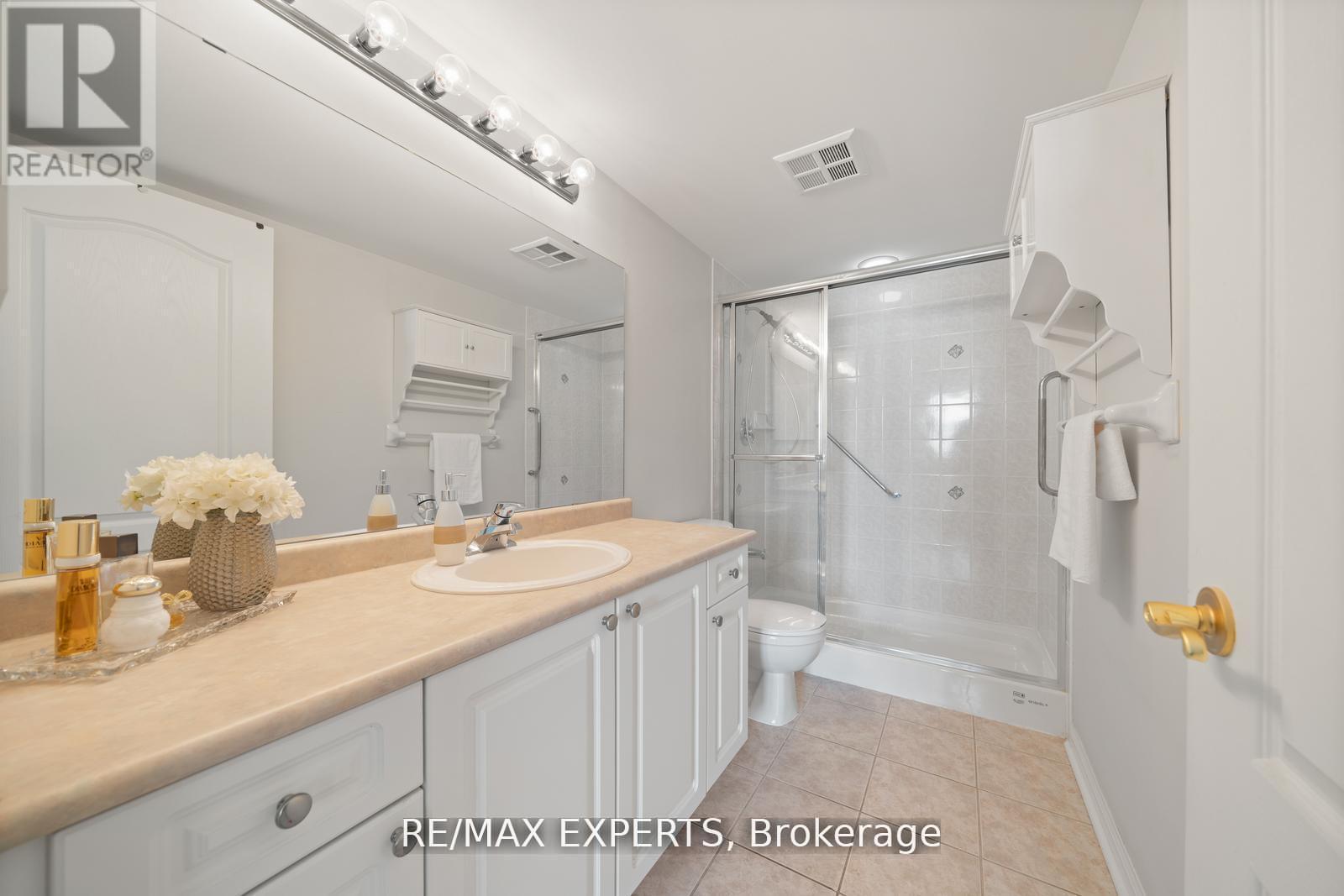 213 - 2500 Rutherford Road, Vaughan, Ontario L4K 5R1 - Photo 18 - N12689782